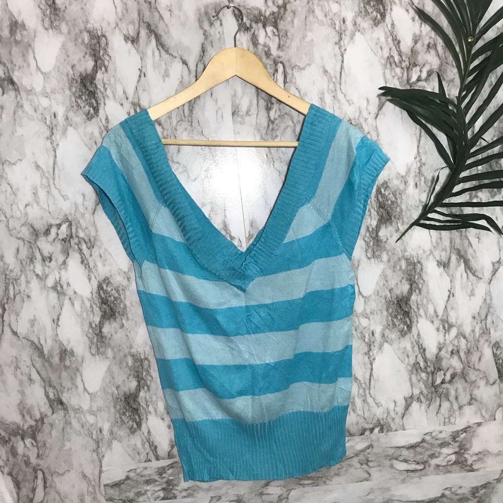 J.j basics sweater lg
